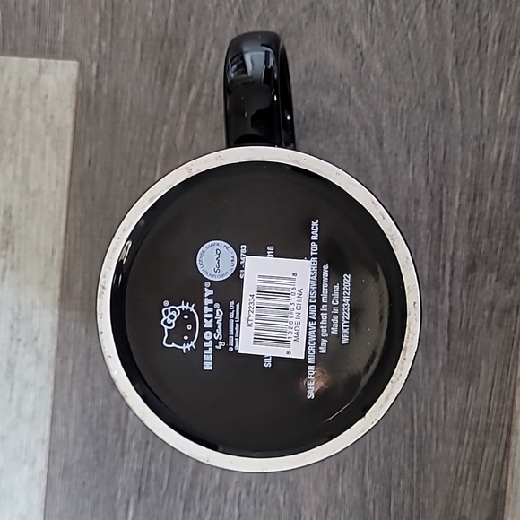 🖤New🖤 Hello Kitty Coffee Mug - Picture 5 of 5